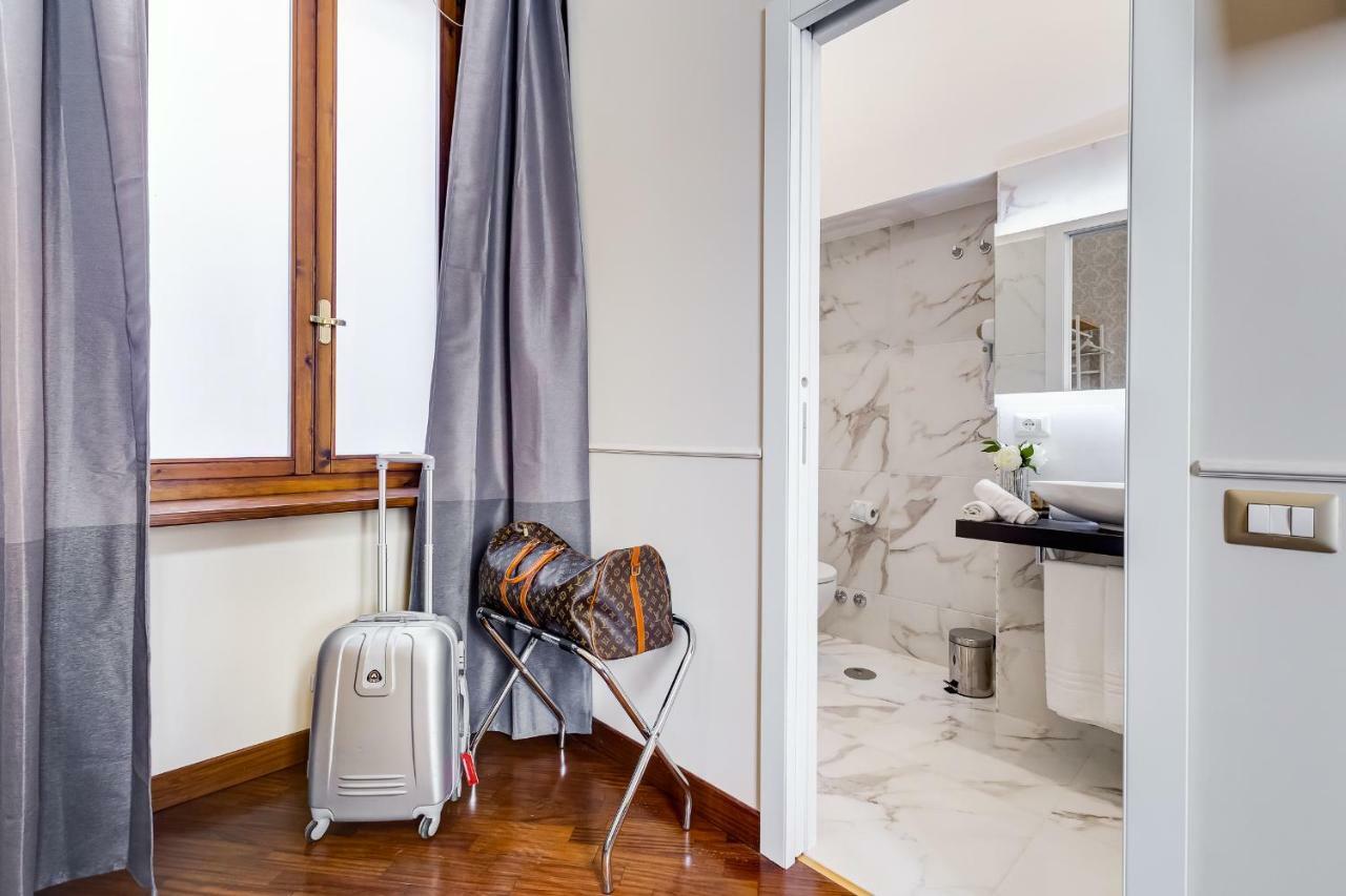 Trevi Private Suites By Premium Suites Collection Rome Exterior photo