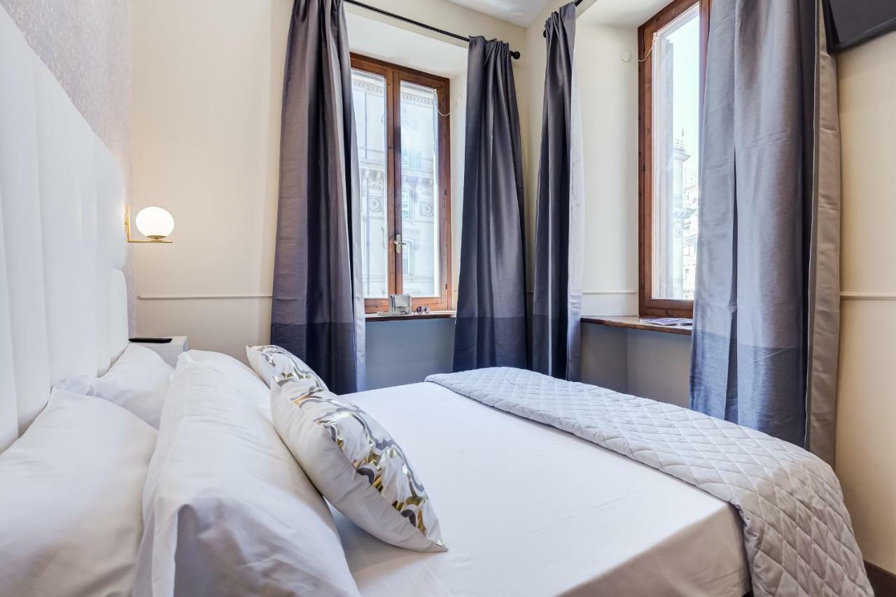 Trevi Private Suites By Premium Suites Collection Rome Exterior photo